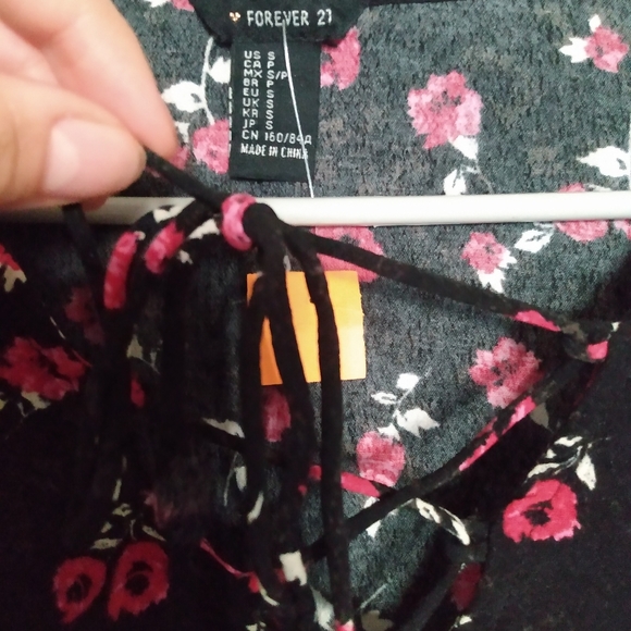 Blouse - Picture 6 of 6